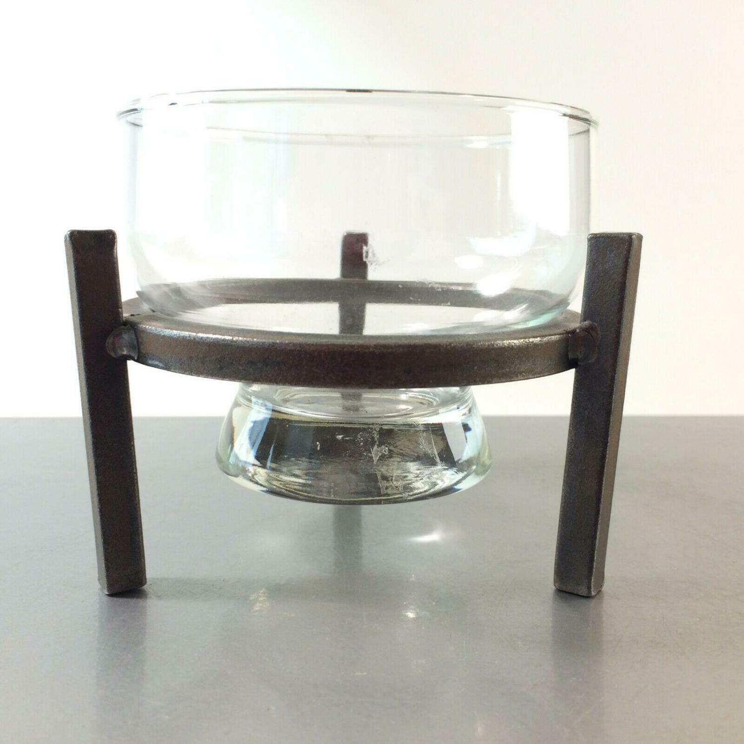 Kerzenhalter Glaseinsatz GUSSEISEN Eisen Halter 70er 60er Glas D 9,8 cm