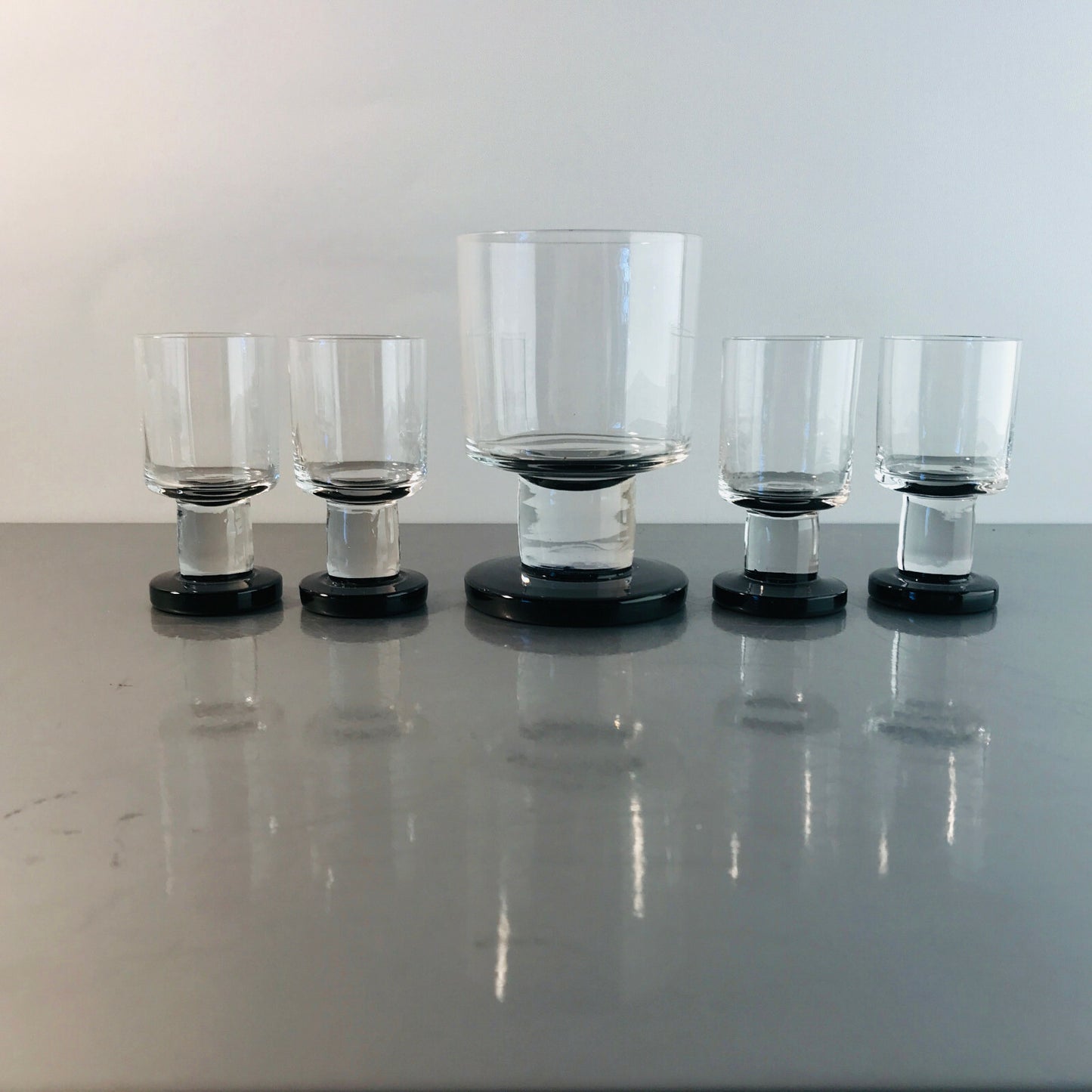 Schnapsgläser 70er 60er MID CENTURY Glas 8 und 11 cm 