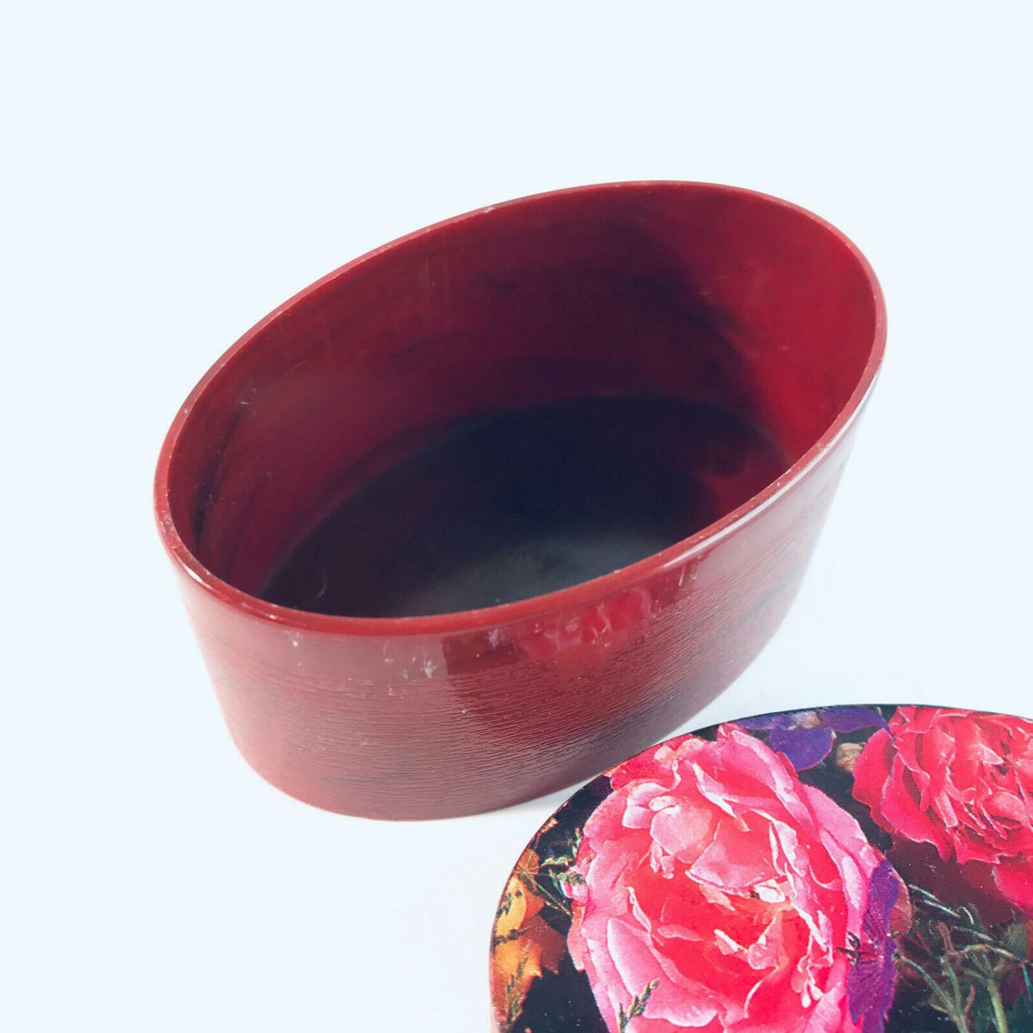 Dose in Span Optik aus KUnststoff rot mit Rosen 8 x 5 x 3,8 cm