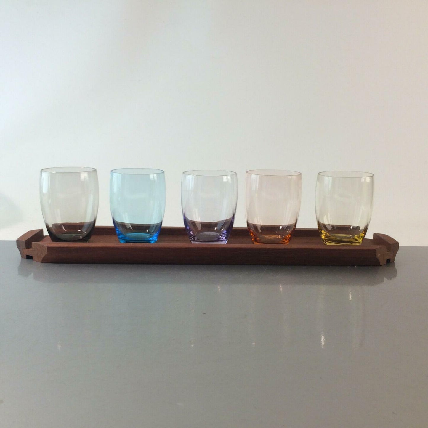 Gläser GLAS 5 er Set mit Tablett HOLZ Teak 50er 60er 7,5 cm bunt