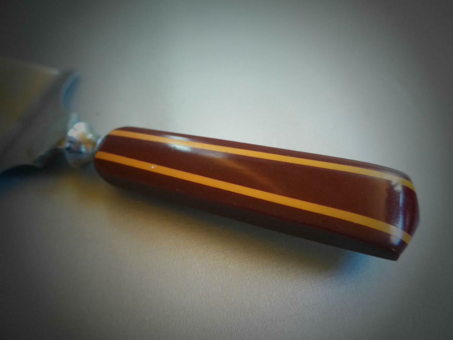 BAKELIT Tortenheber Art Déco 20er / 30er / 40er ART DECO ( c)