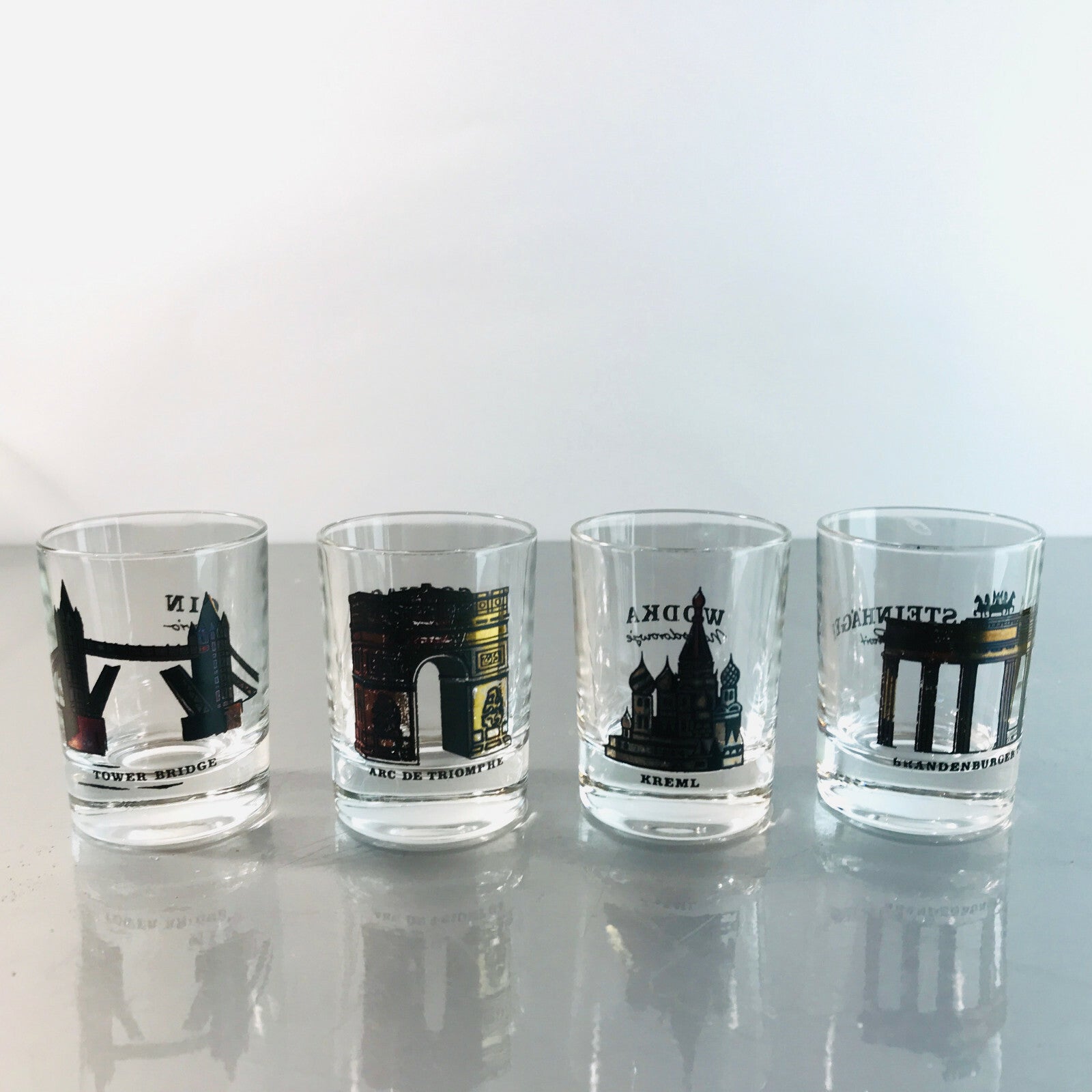 Gläser Glas Sonderedition 6 cm 4 er Set Schnapsgläser Gin Cognac Wodka