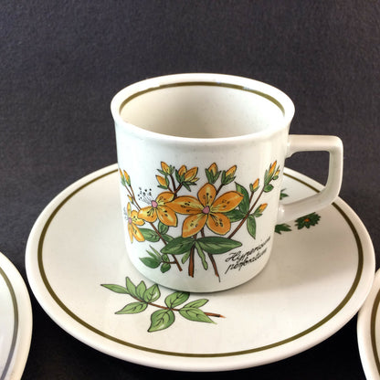 Teetassen Tassen 4er Set mit Untertassen Blumen Blüten bemalt