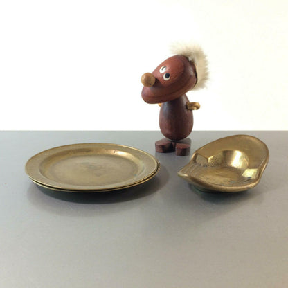 MESSING Schale kleiner Teller 50er 60er Schälchen Teller Teak Figur Fell