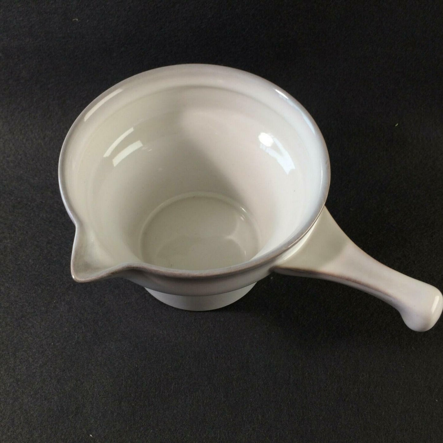 GOEBEL weiß grau Sauciere Saucentöpfchen Topf Stieltopf H 8,5 cm