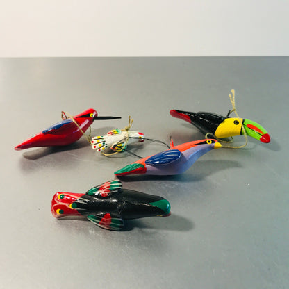 Vögel Papageien zum Hängen Baumschmuck EINE WELT 6,5 cm bemalt