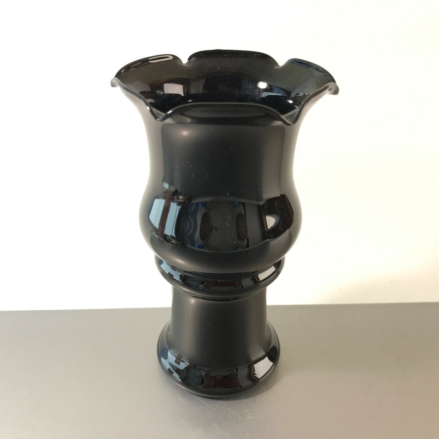 MID CENTURY Glas schwarz 15,5 cm 50er 60er Vintage Vase Dekoration