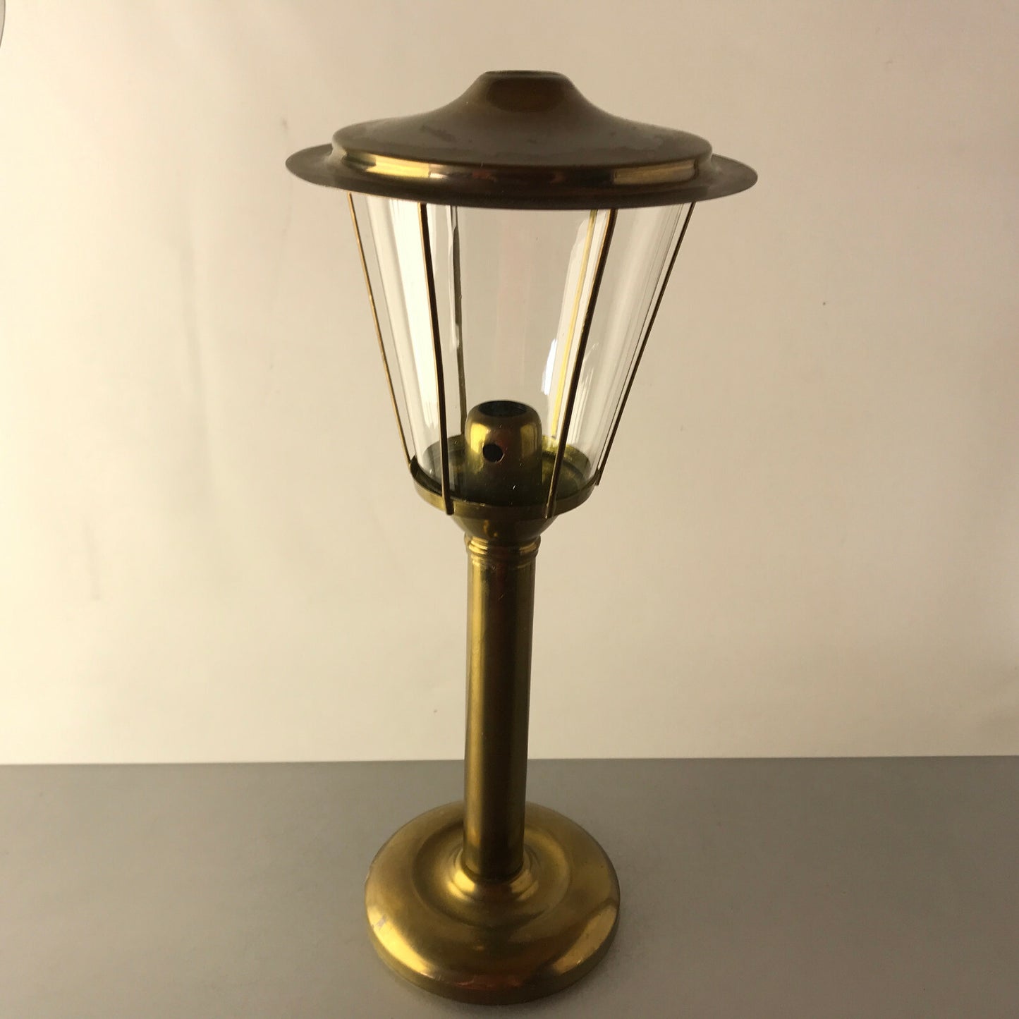 Vintage Kerzenhalter Windlicht Messing Glas Schirm H 33 cm Kerzenständer