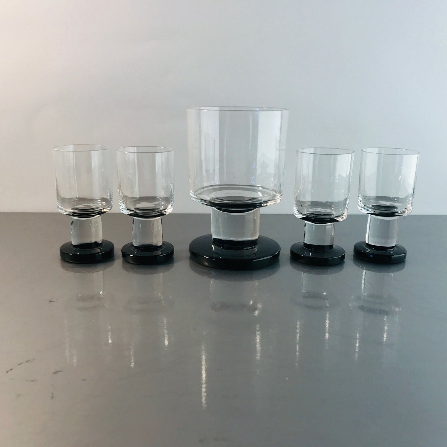 Schnapsgläser 70er 60er MID CENTURY Glas 8 und 11 cm 