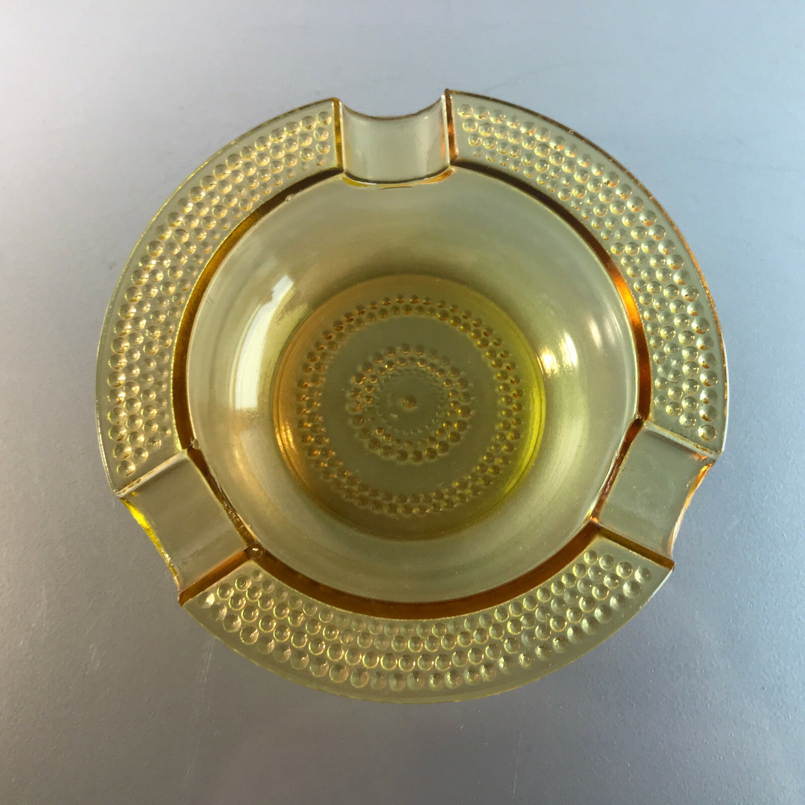 Ascher Glas gelb 13,2 cm Aschenbecher 60er Vintage Noppen