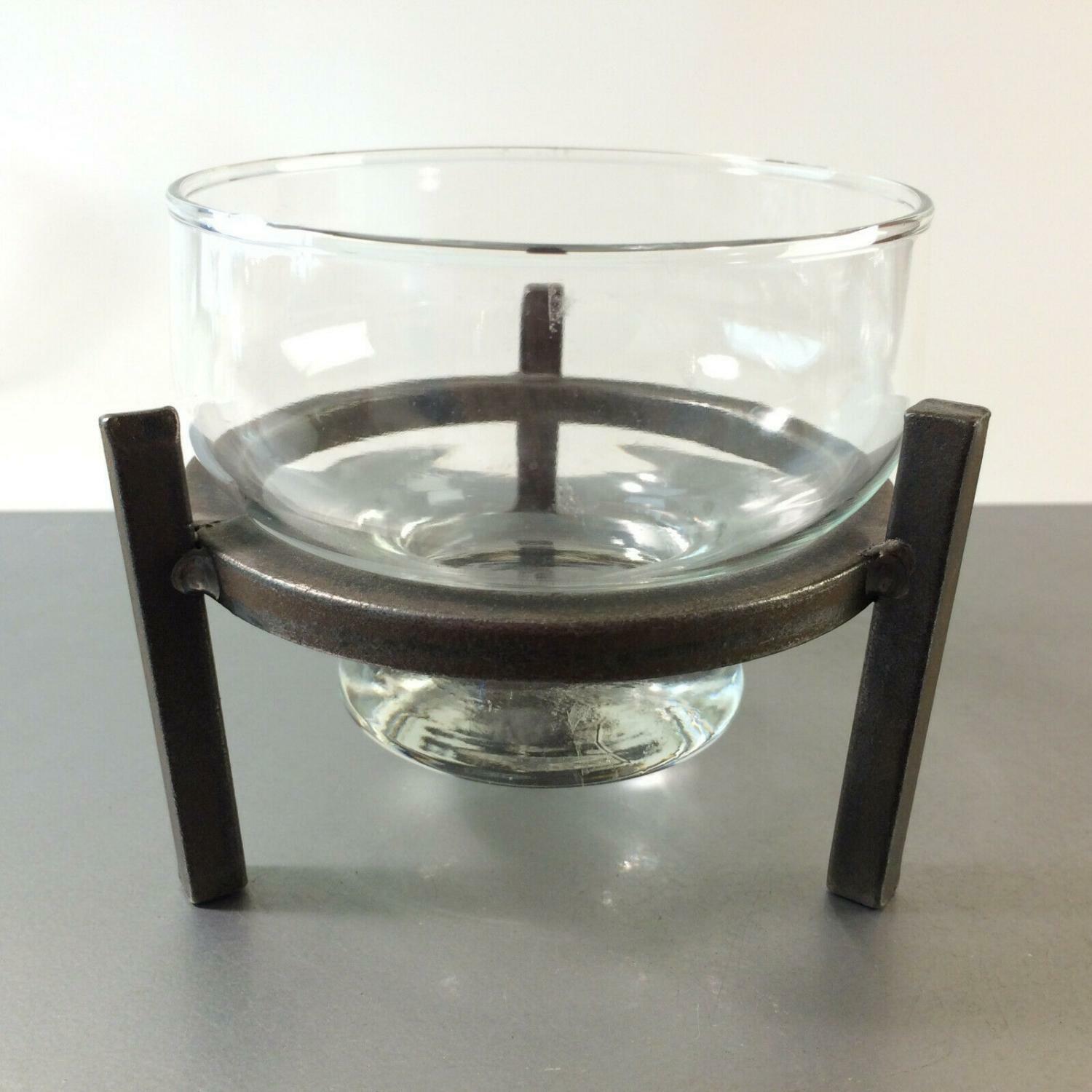Kerzenhalter Glaseinsatz GUSSEISEN Eisen Halter 70er 60er Glas D 9,8 cm