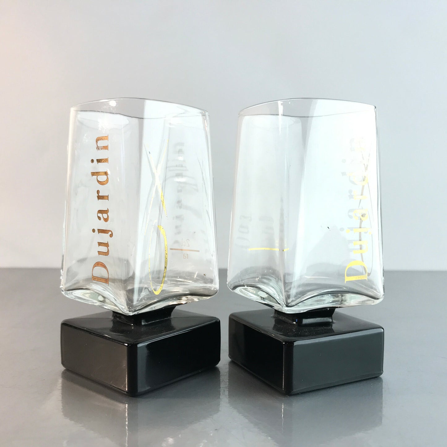 Dujardin Likörgläser Schnapsgläser Gläser - 2er Set - 9,8 cm schwarz gold