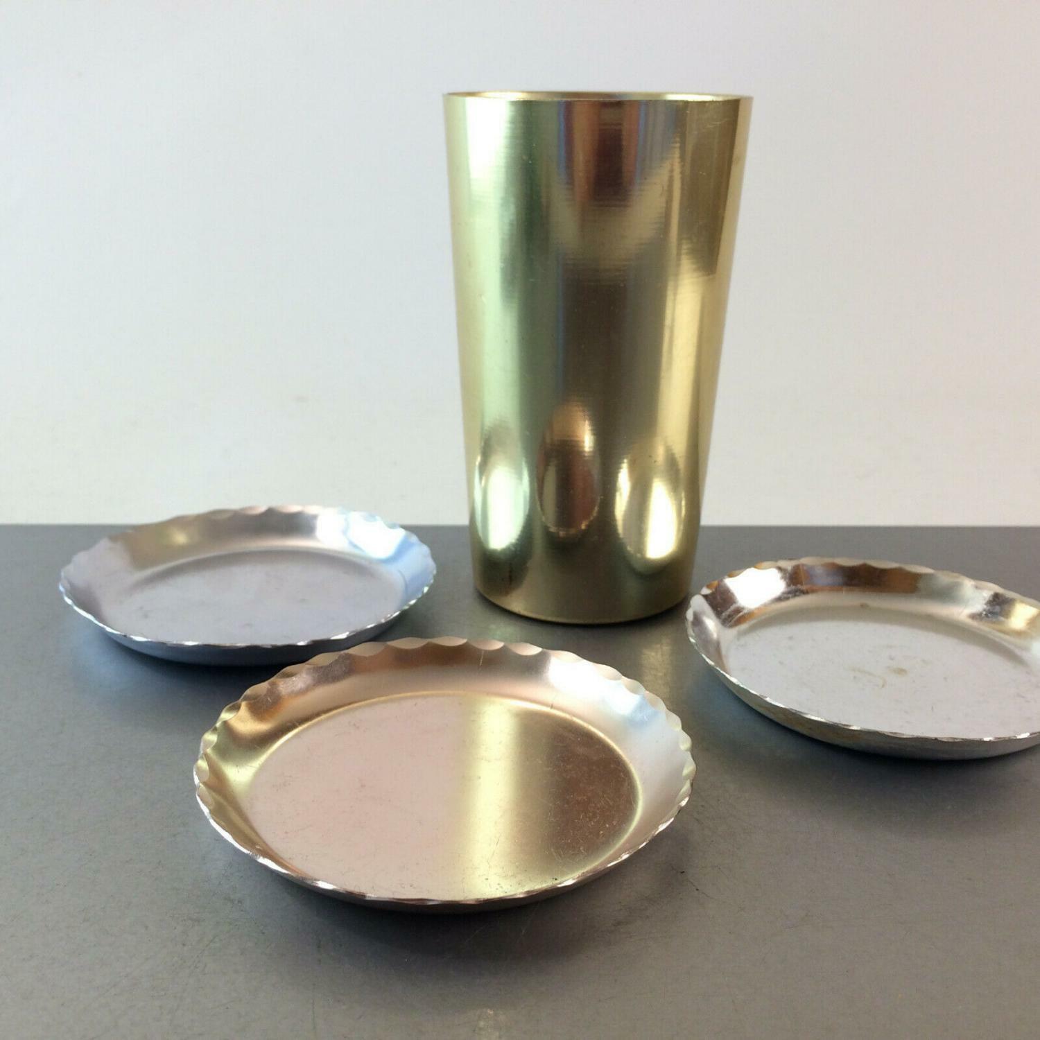 Untersetzer8,4 cm  Schälchen Alu Becher 11,3 cm 50er 60er Konvolut bunt 