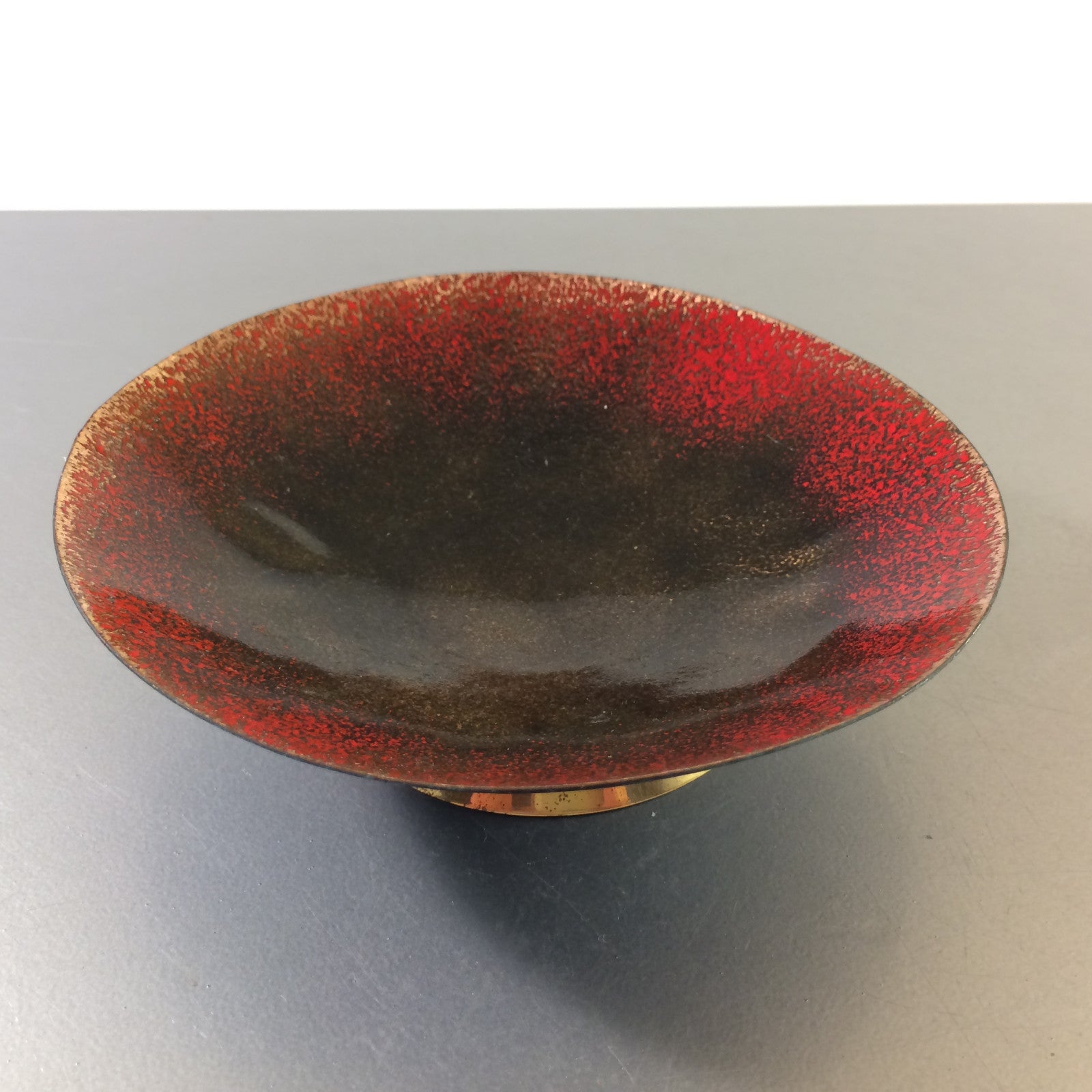MID CENTURY Emaille Schale D 14,6 cm 50er Vintage rot schwarz