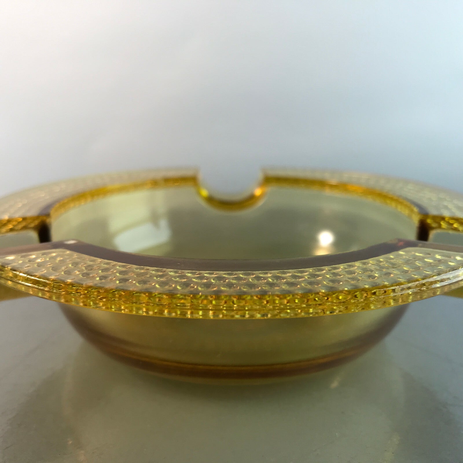 Ascher Glas gelb 13,2 cm Aschenbecher 60er Vintage Noppen