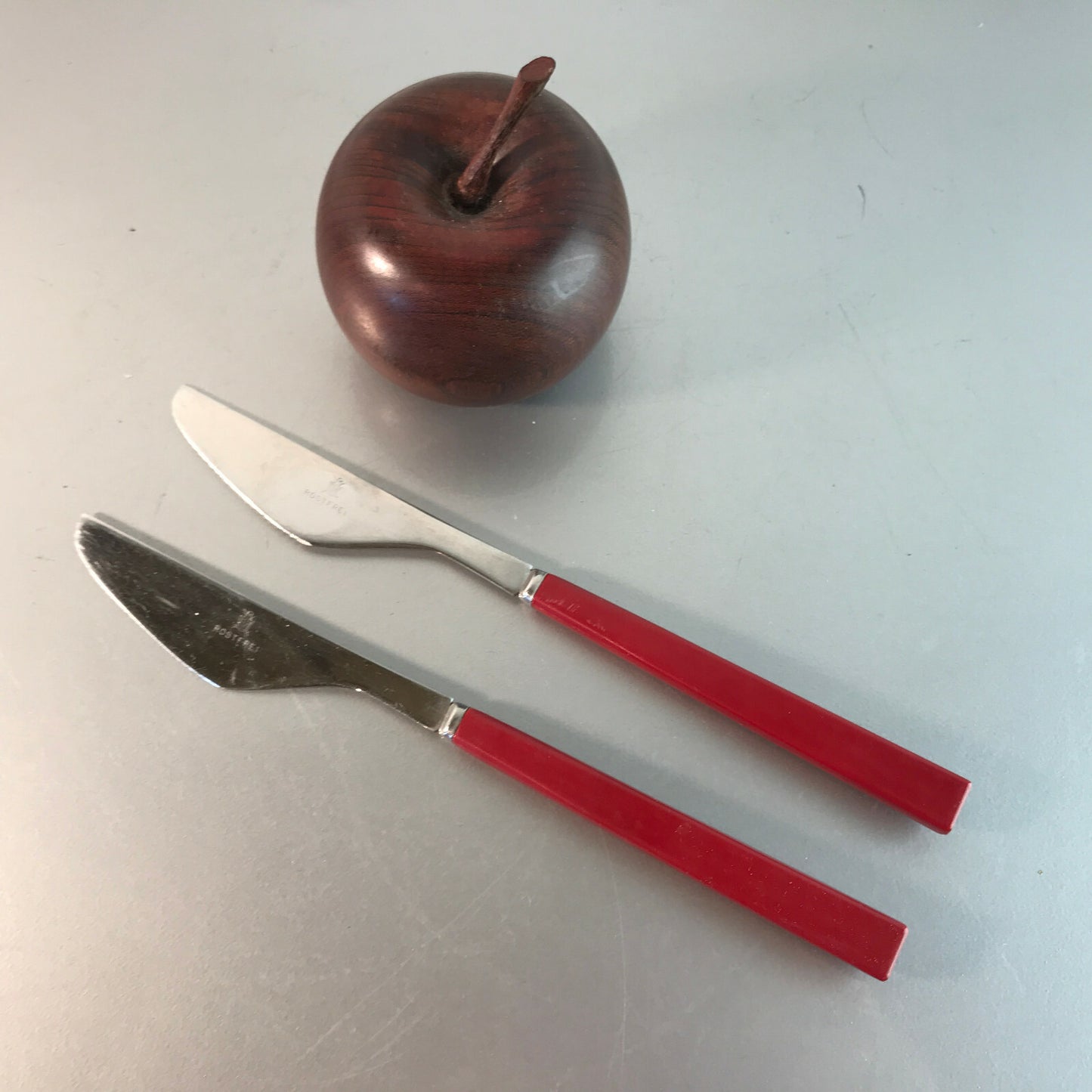 Vintage Messer rot rostfrei  50er 60er MID CENTURY 21 cm 2er Set