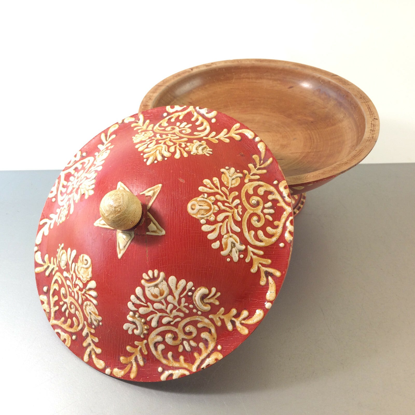 Art Déco Holzdose 18,6 cm bemalt Dose Konfektdose 20er 30er Jugendstil Deko