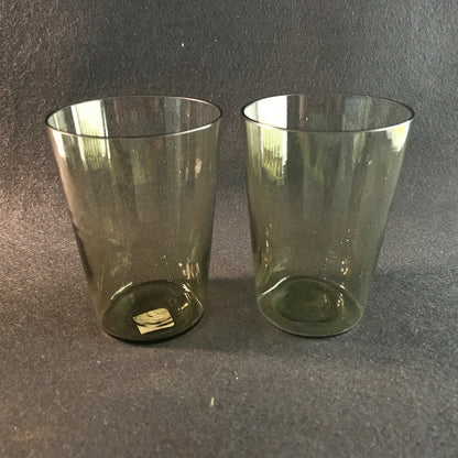 Vintage Teegläser 2 er Set Art Déco Trinkgläser leicht grünlich  9,2 cm