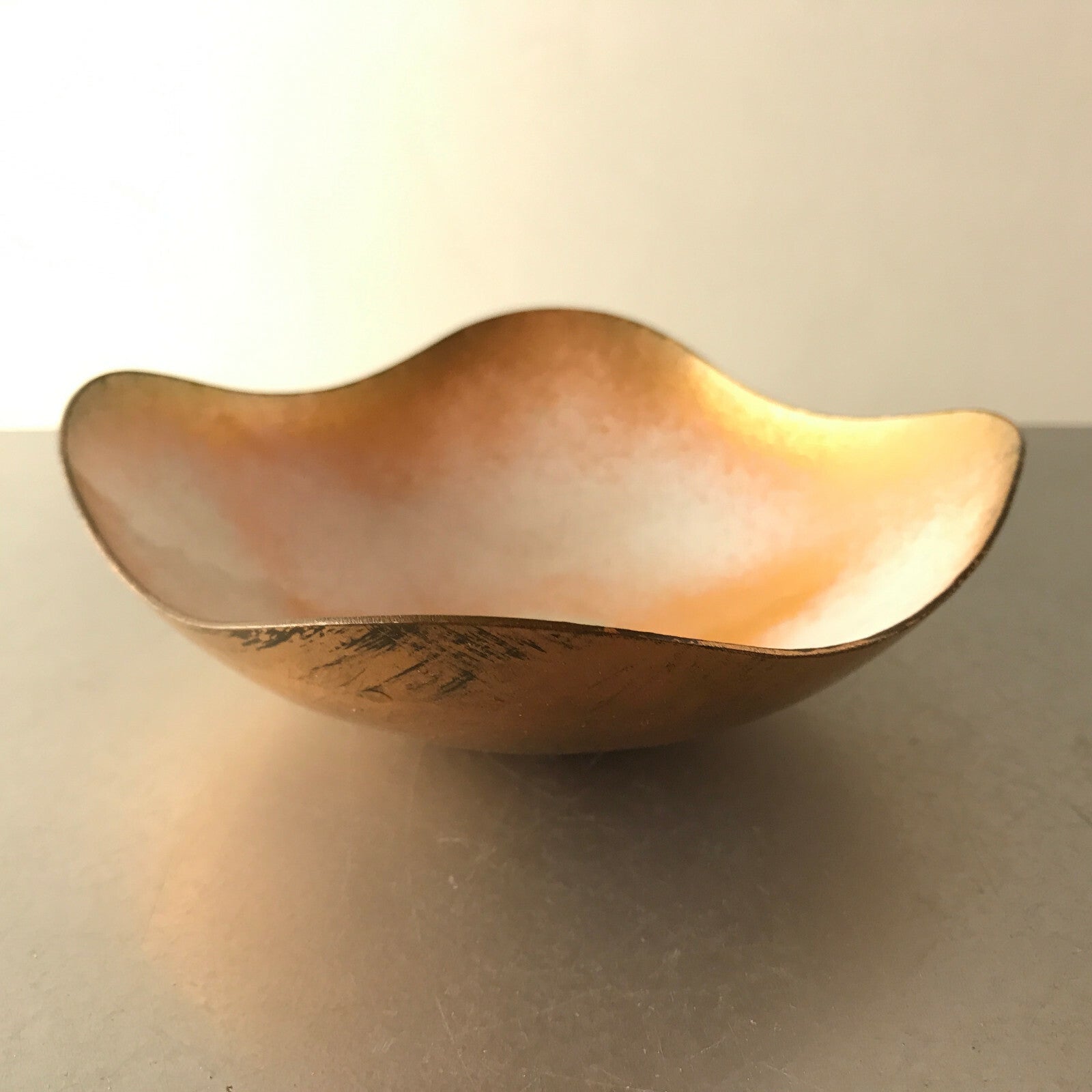 MID CENTURY Emaille Schale rosa D 13,5  cm 50er Vintage 