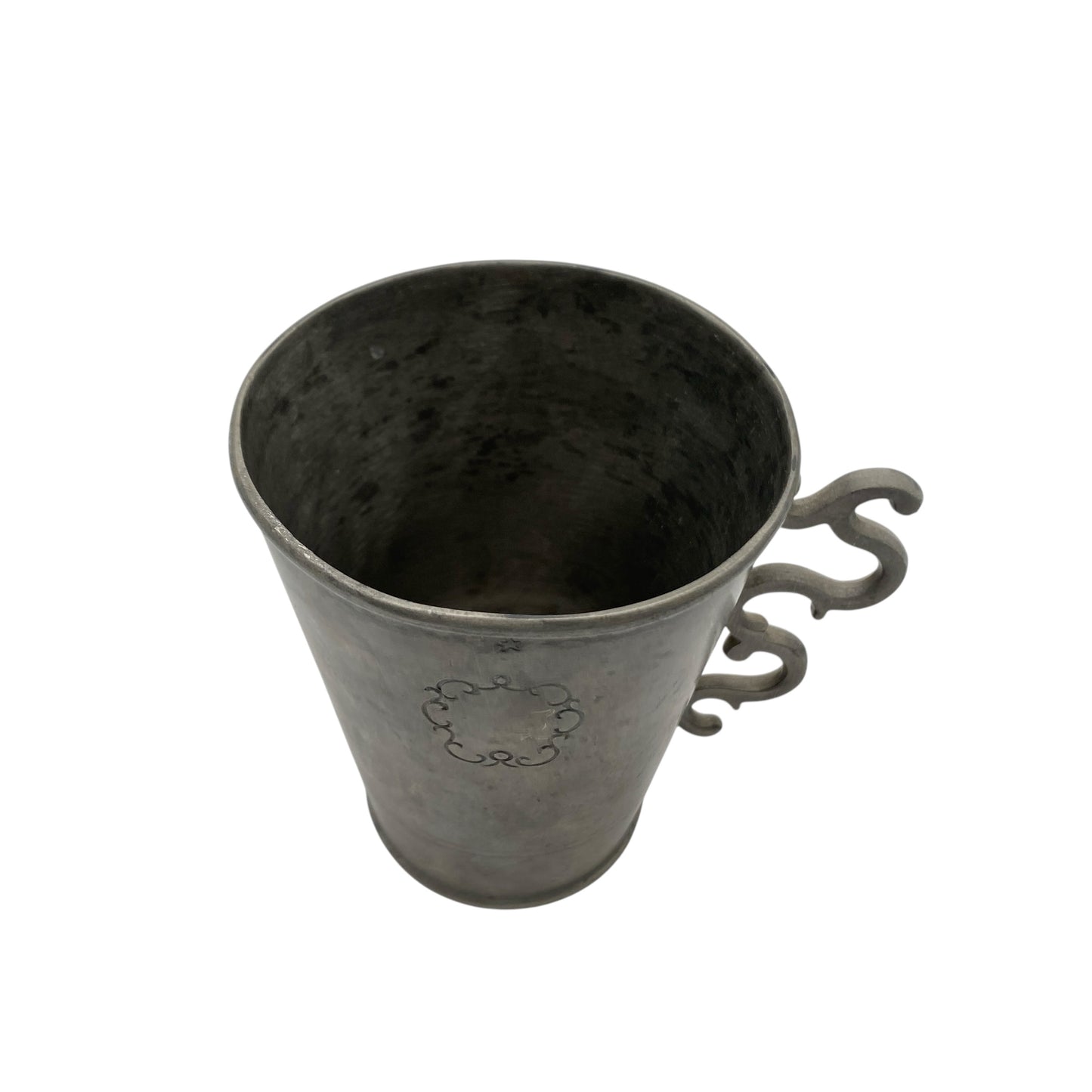 Mid Century Zinn Becher 40er 50er Jahre mit Henkel Ornament Dekoration