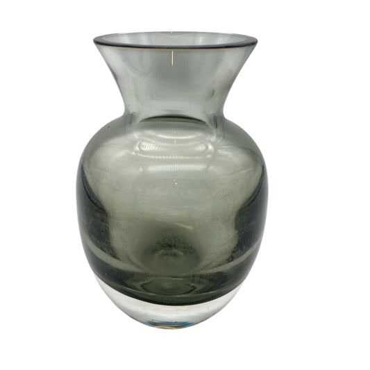 Vintage Blumenvase Rauchglas transparent schwer 60er 70er Jahre skandinavisches Design Glas Vase