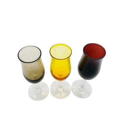 Vintage Likörgläser Rauchglas gelb lila 3er Set Schnapsgläser 60er 70er Jahre aus Glas