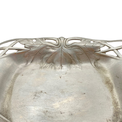 Zinn Schale mit Libelle Insekt Ahorn Blatt Jugendstil Design Vintage