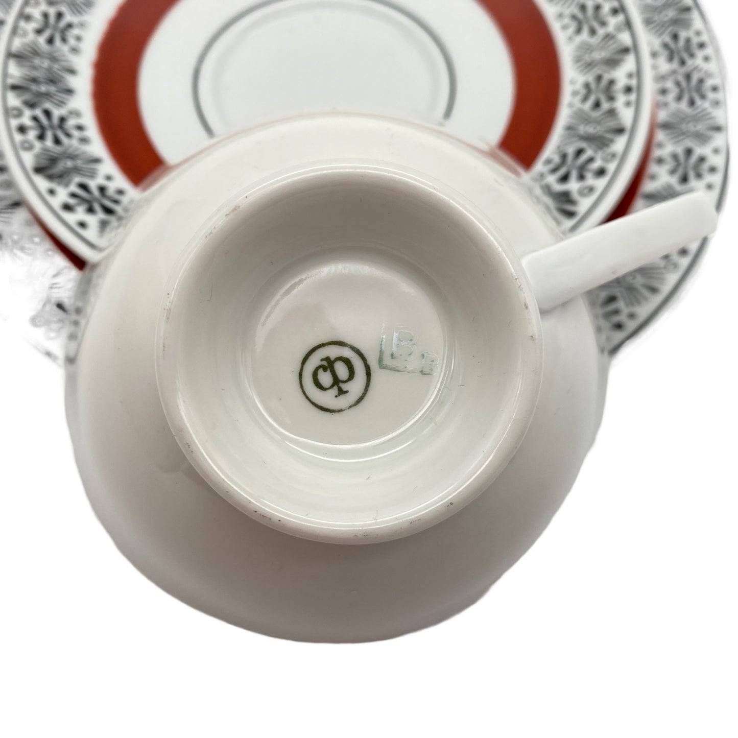 VEB Colditz Porzellan Sammelgedeck Teller Tasse Untertasse rot schwarz